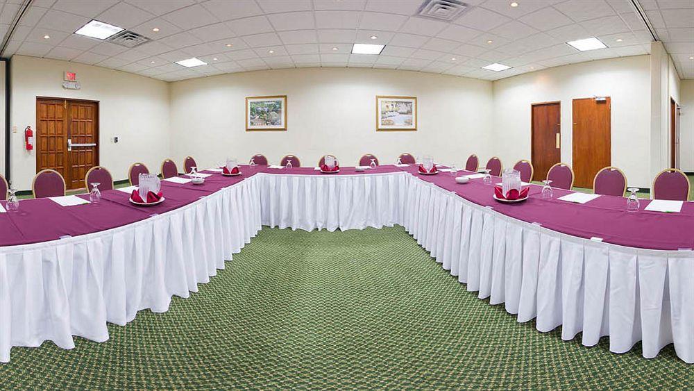Holiday Inn Ponce & El Tropical Casino By Ihg Exterior foto